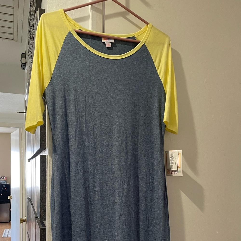 LulaRoe dress size small. Never worn.